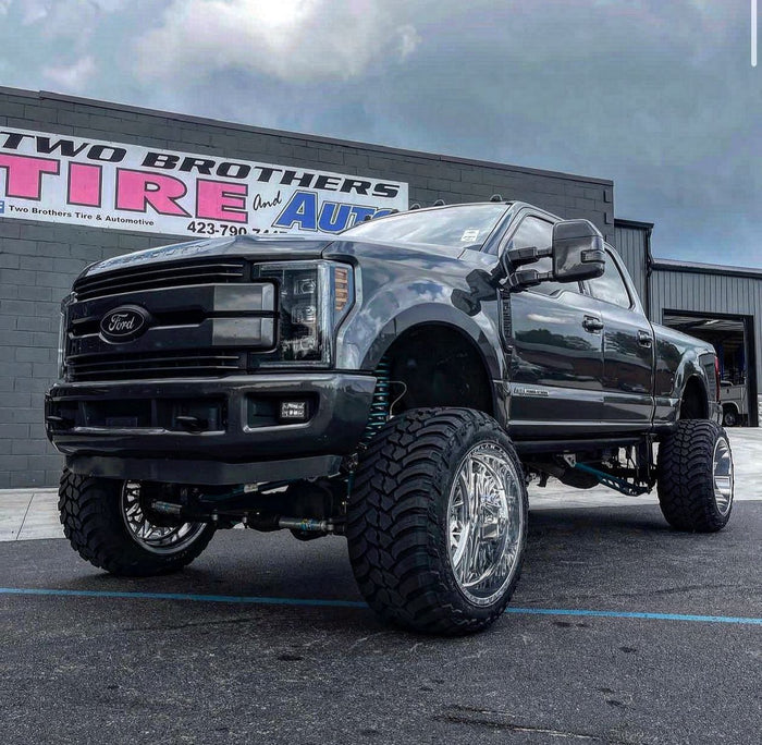 CTF06S “DAGGERS” on a customer truck
