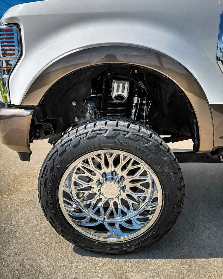 CTF11S Reign wheels on a customer truck