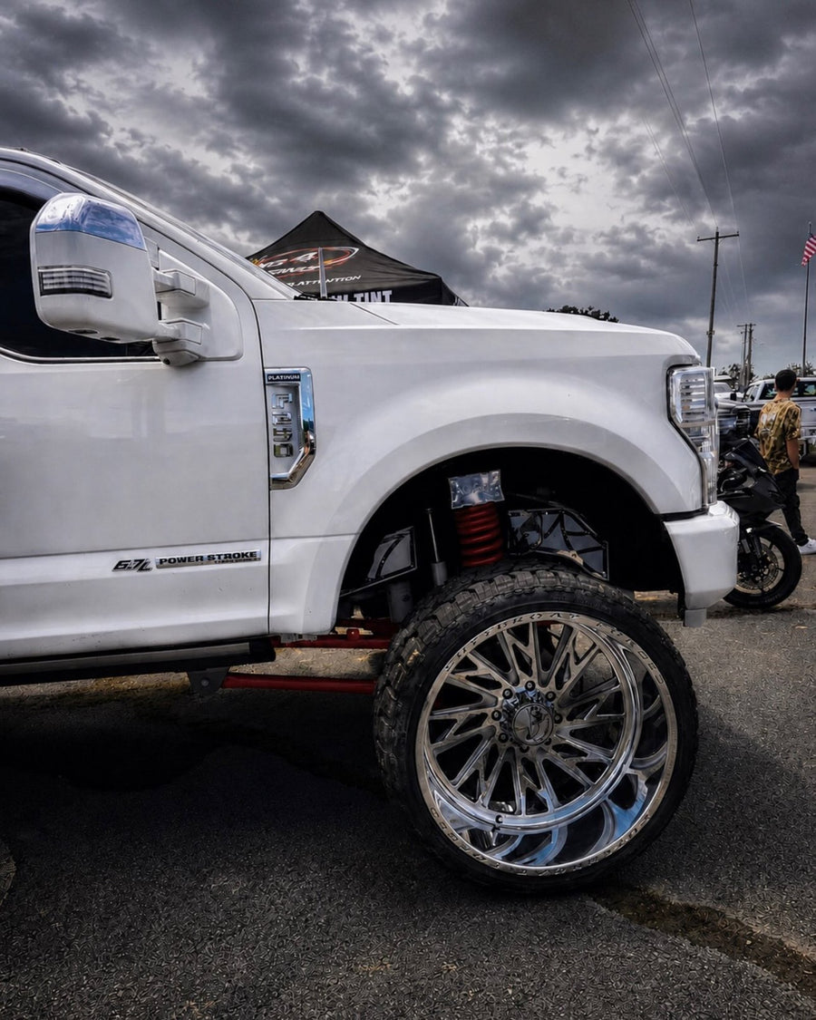 CTF07S Spurs wheels on a customer truck