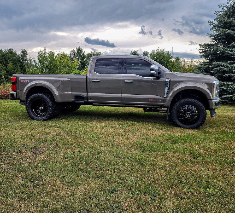 CTF11D Reign wheels on a customer truck