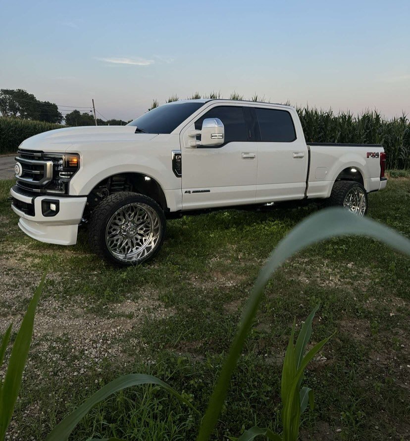 CTF10S Execution wheels on a customer truck