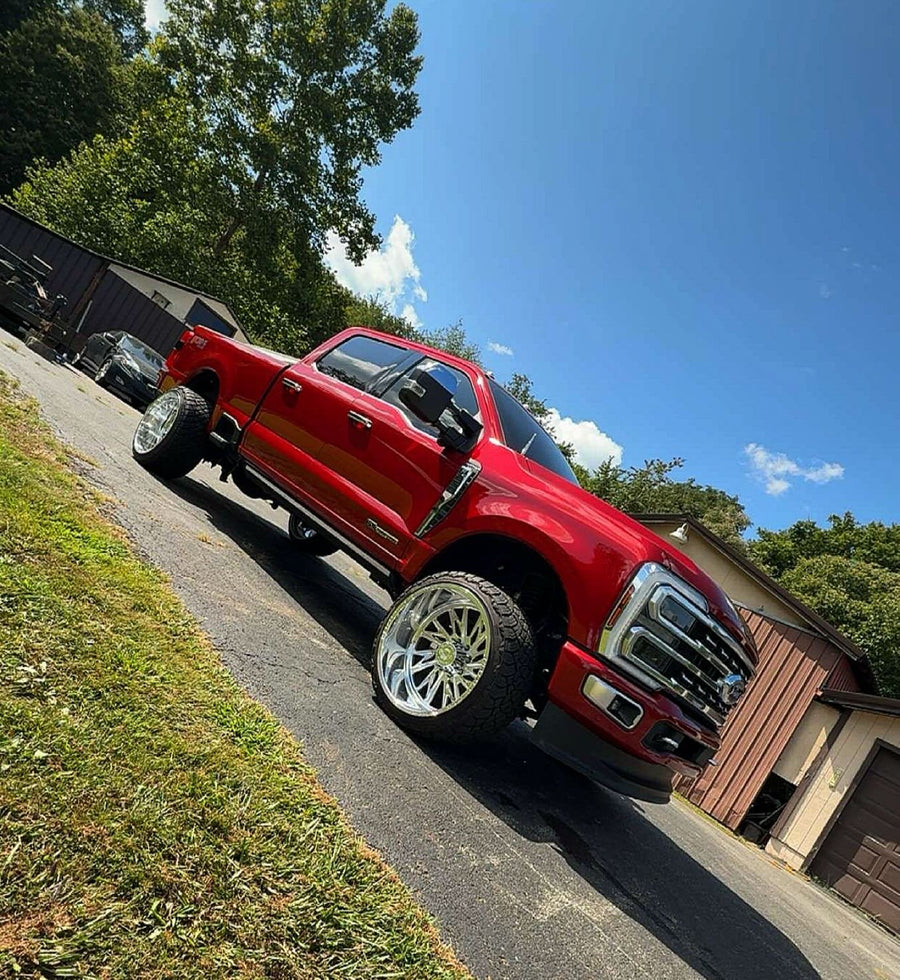 CTF07S Spurs wheels on a customer truck