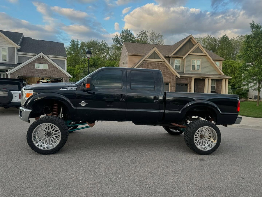 CTF11S Reign wheels on a customer truck
